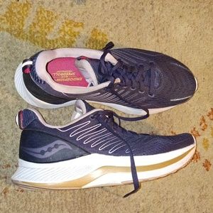 Saucony running sneakers